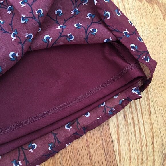 Old Navy Maroon Pleated Floral Skirt Y2K | Size Medium - Picture 6 of 7